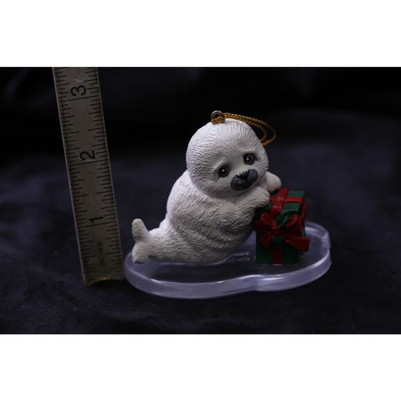 Ruth J Morehead, Vintage, White Baby Seal, Christmas Ornament, Animal, Vintage - Picture 3 of 3